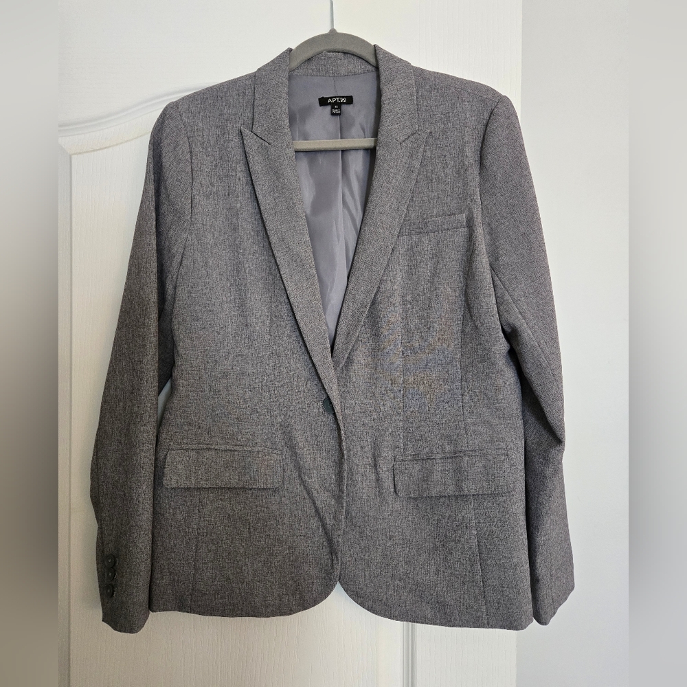 Apt. 9 Gray Blazer